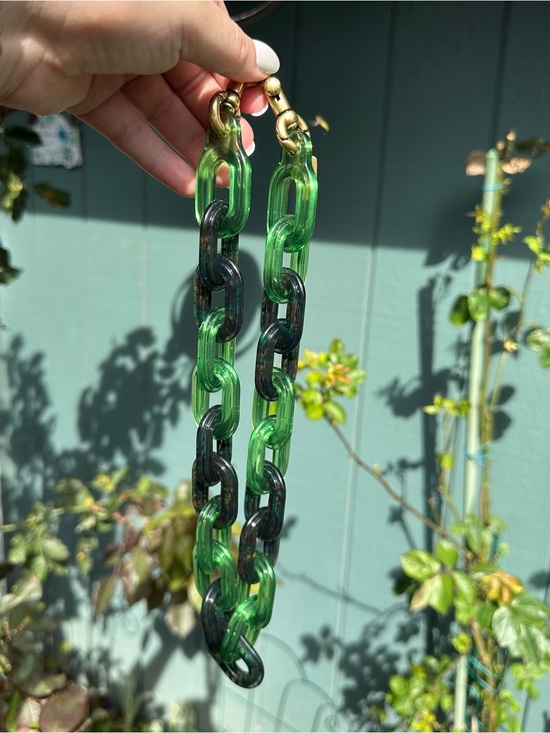 Coach Handbags - 💚 COACH RESIN CHAIN STRAP! 💚